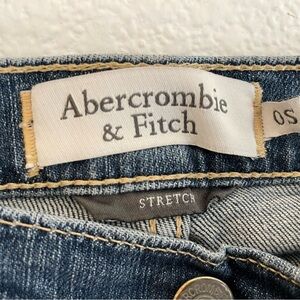 Abercrombie & Fitch, Emma cut, stretch, vintage, light blue jeans.
